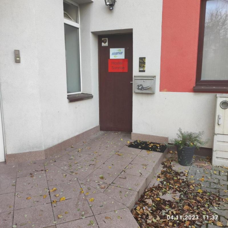 Hostel Sunrise Liwska Warschau Exterior foto